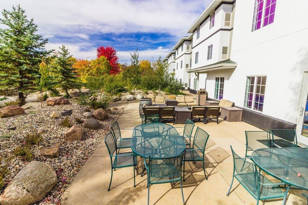 River Hills Hotel- Mankato Eksteriør billede