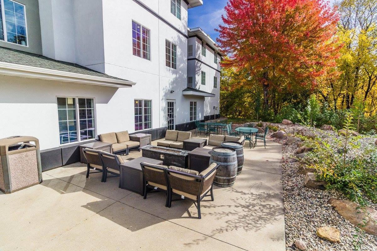 River Hills Hotel- Mankato Eksteriør billede