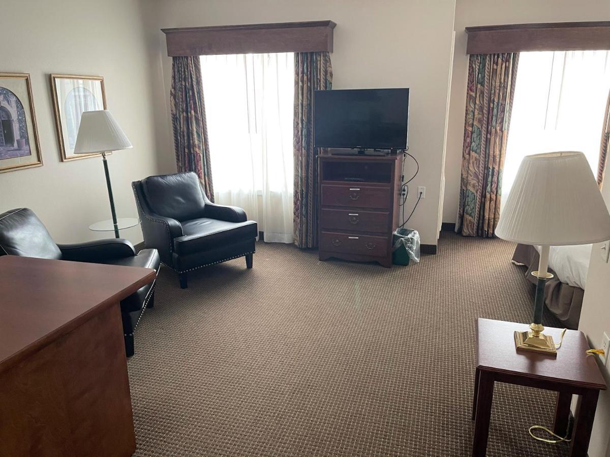 River Hills Hotel- Mankato Eksteriør billede