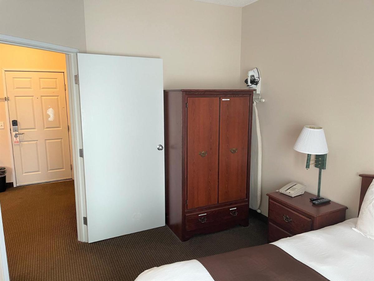 River Hills Hotel- Mankato Eksteriør billede