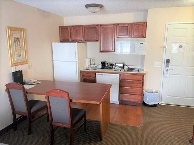 River Hills Hotel- Mankato Eksteriør billede